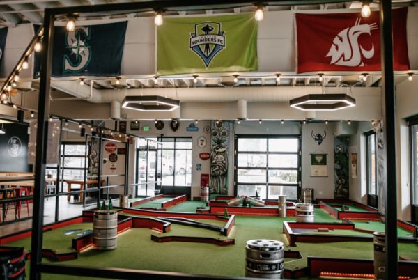Flatstick Pub's mini golf course